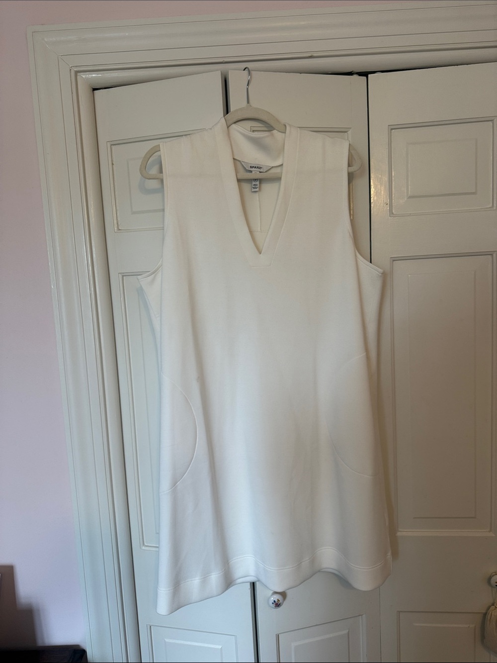 Spanx Air Essentials White Sleeveless V-Neck Shift Dress- 2X